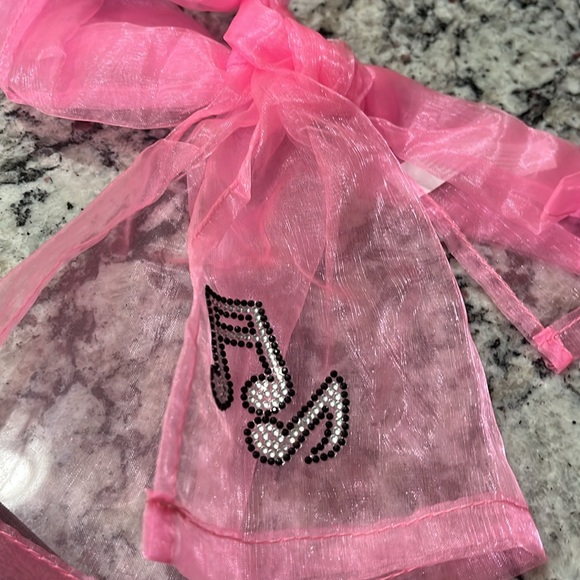 Felt Poodle skirt & skate.  Adult XL with elastic waist. - Picture 3 of 5